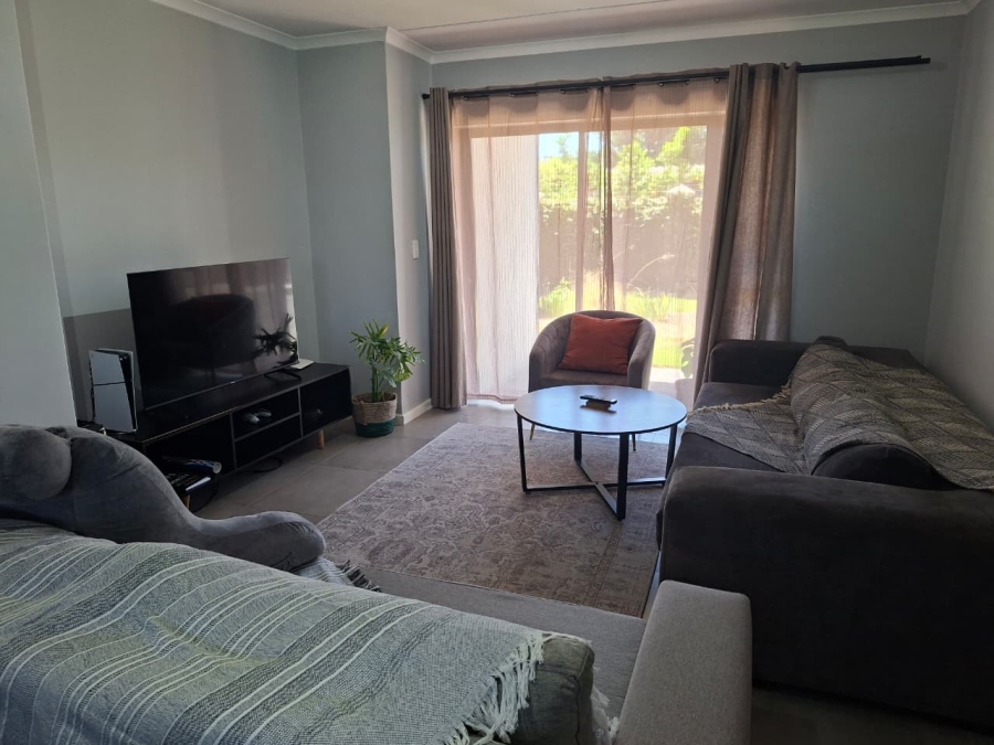 To Let 2 Bedroom Property for Rent in Burgundy Estate Western Cape